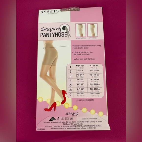 Assets by Sarah Blakely Nude Shaping Pantyhose Supports Tummy Sheer leg  Size 1 - Picture 3 of 5